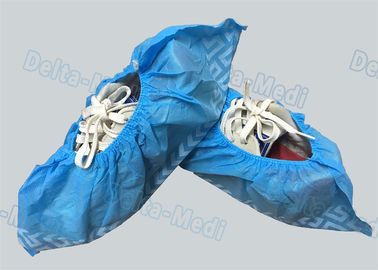 La calzatura chirurgica eliminabile non non tessuta di scivolo riguarda i colori blu 15 x 40cm
