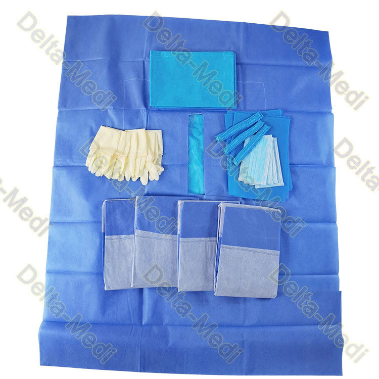I corredi chirurgici eliminabili sterili con l'asciugamano della maschera del cappuccio dei guanti dell'abito dell'involucro coprono